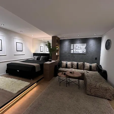 Apartment Podroom Lux